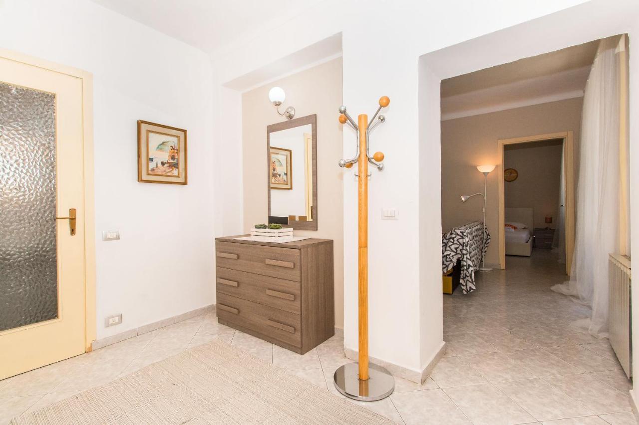 Corso Vittorio & Parco Del Valentino Bright Flat Turim Exterior foto